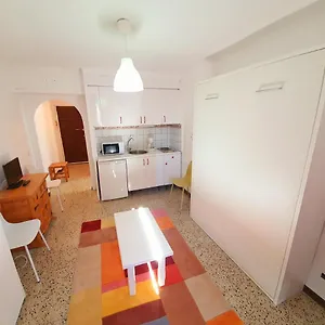 Estudio Karina Beach-4 Apartamento